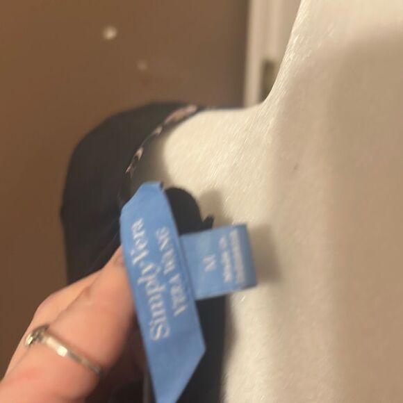 Simply vera Vera   wang Floral Black and Blue Dress with defects nwt pictured - Picture 9 of 9